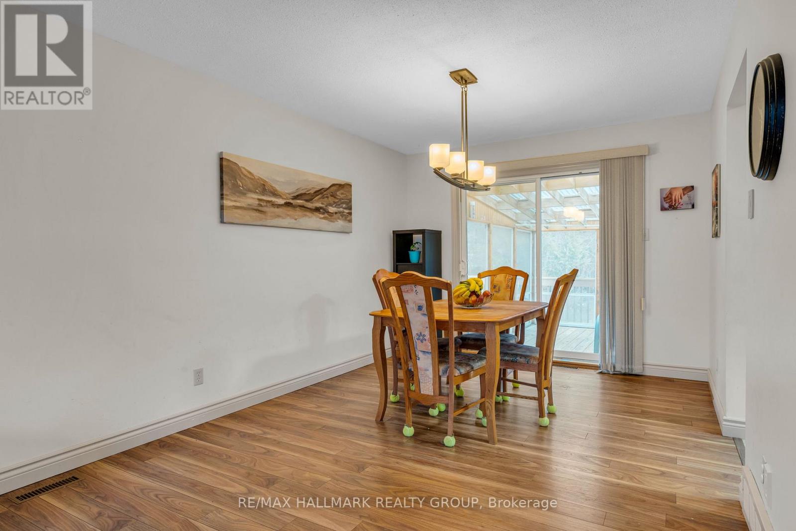 857 Rock Road, North Grenville, Ontario  K0G 1T0 - Photo 10 - X12420152