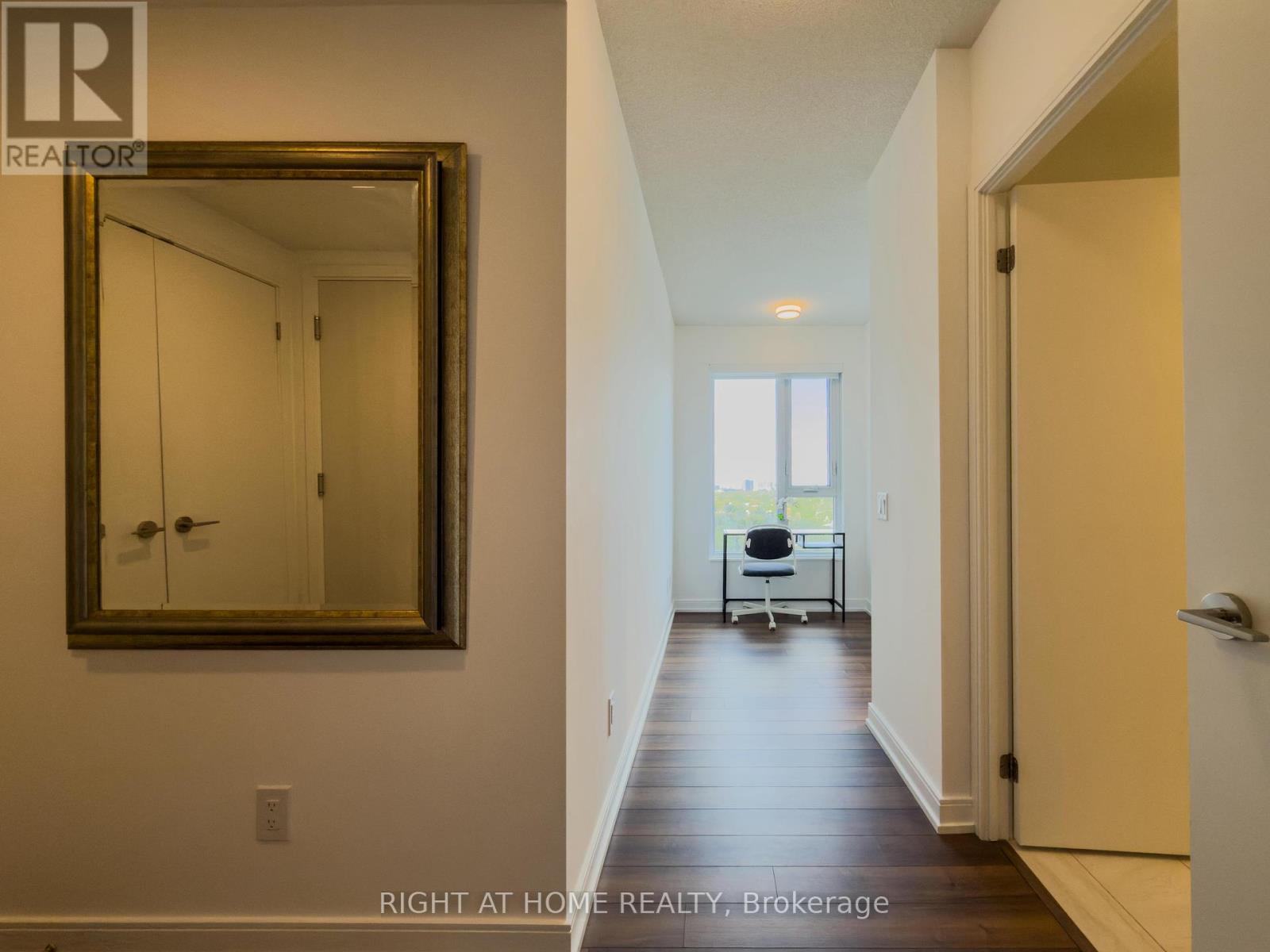 1404 - 30 Samuel Wood Way, Toronto, Ontario  M9B 0C9 - Photo 9 - W12420116