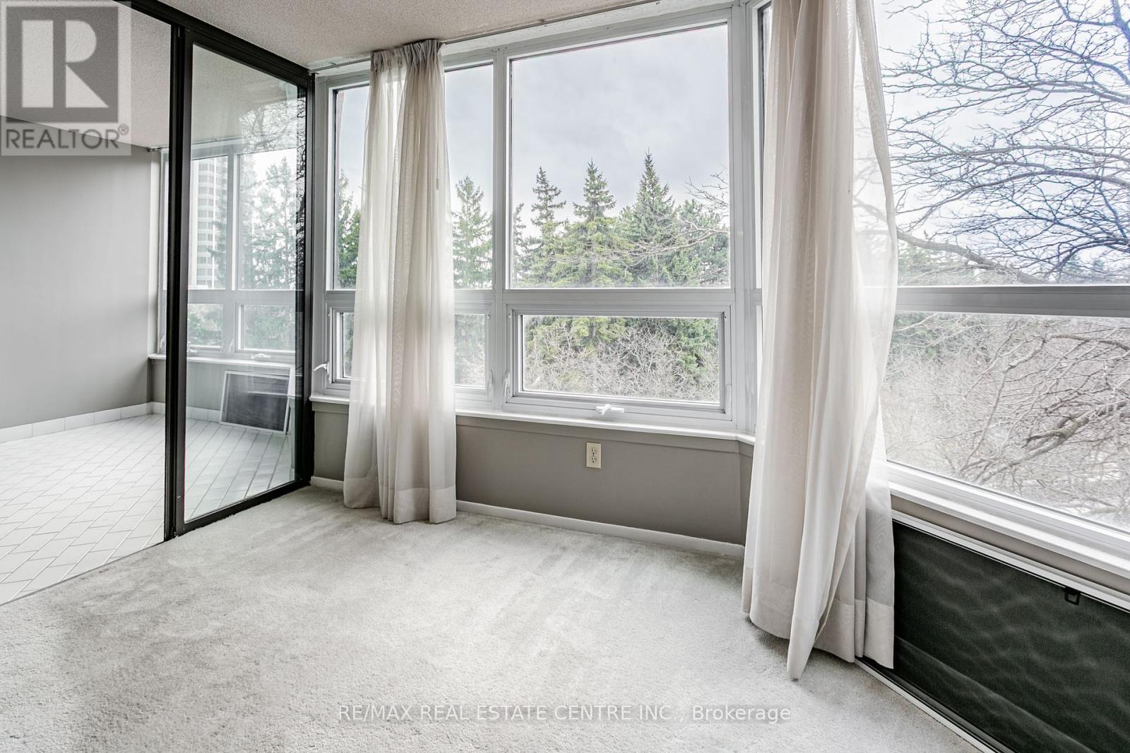 403 - 8 Lisa Street, Brampton, Ontario  L6T 4S6 - Photo 12 - W12420118