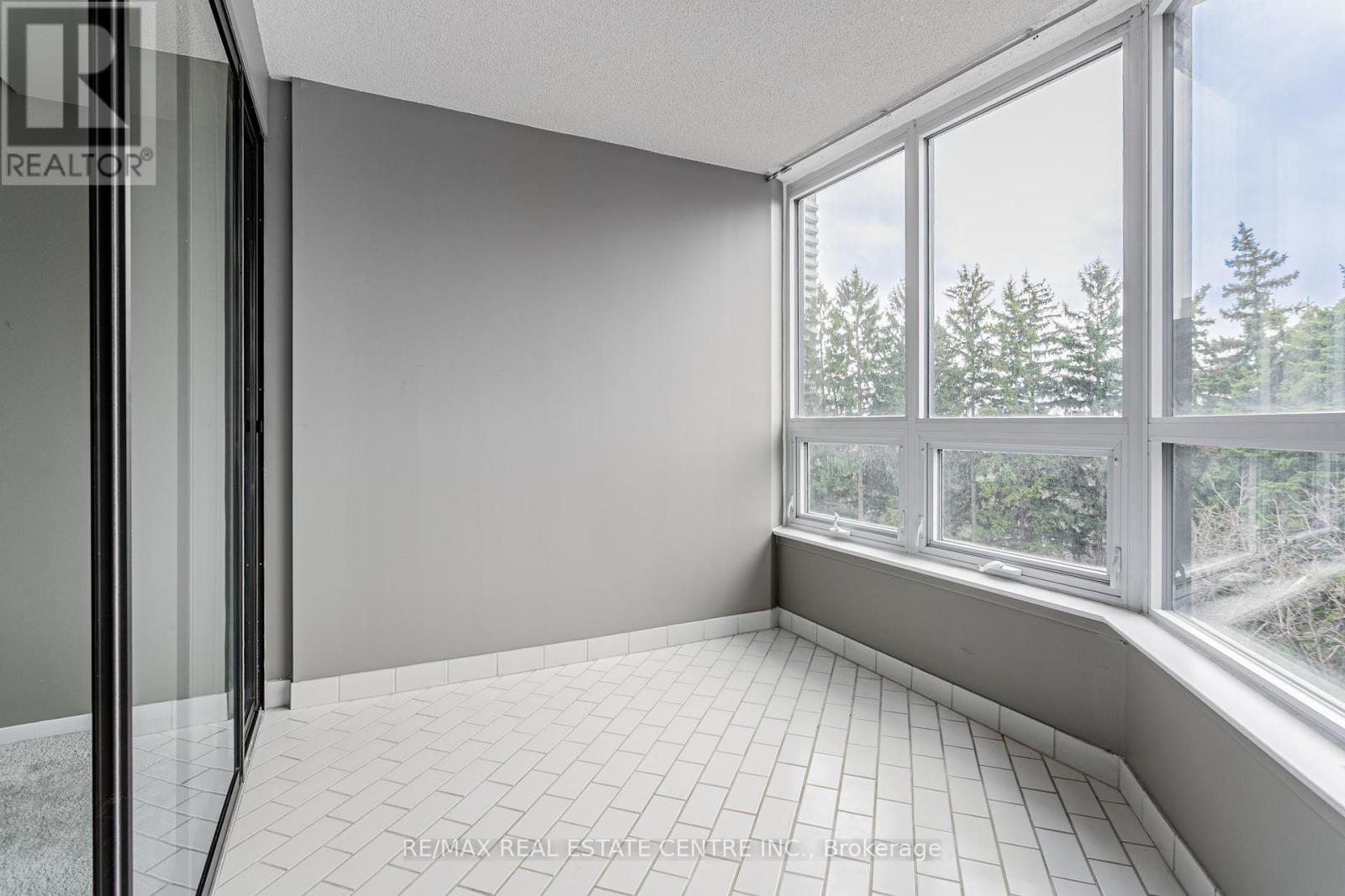 403 - 8 Lisa Street, Brampton, Ontario  L6T 4S6 - Photo 14 - W12420118