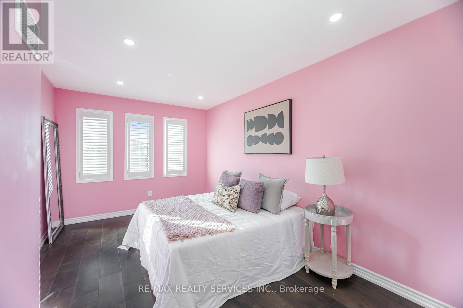 5935 Churchill Meadows Boulevard, Mississauga, Ontario  L5M 6Y4 - Photo 21 - W12420132