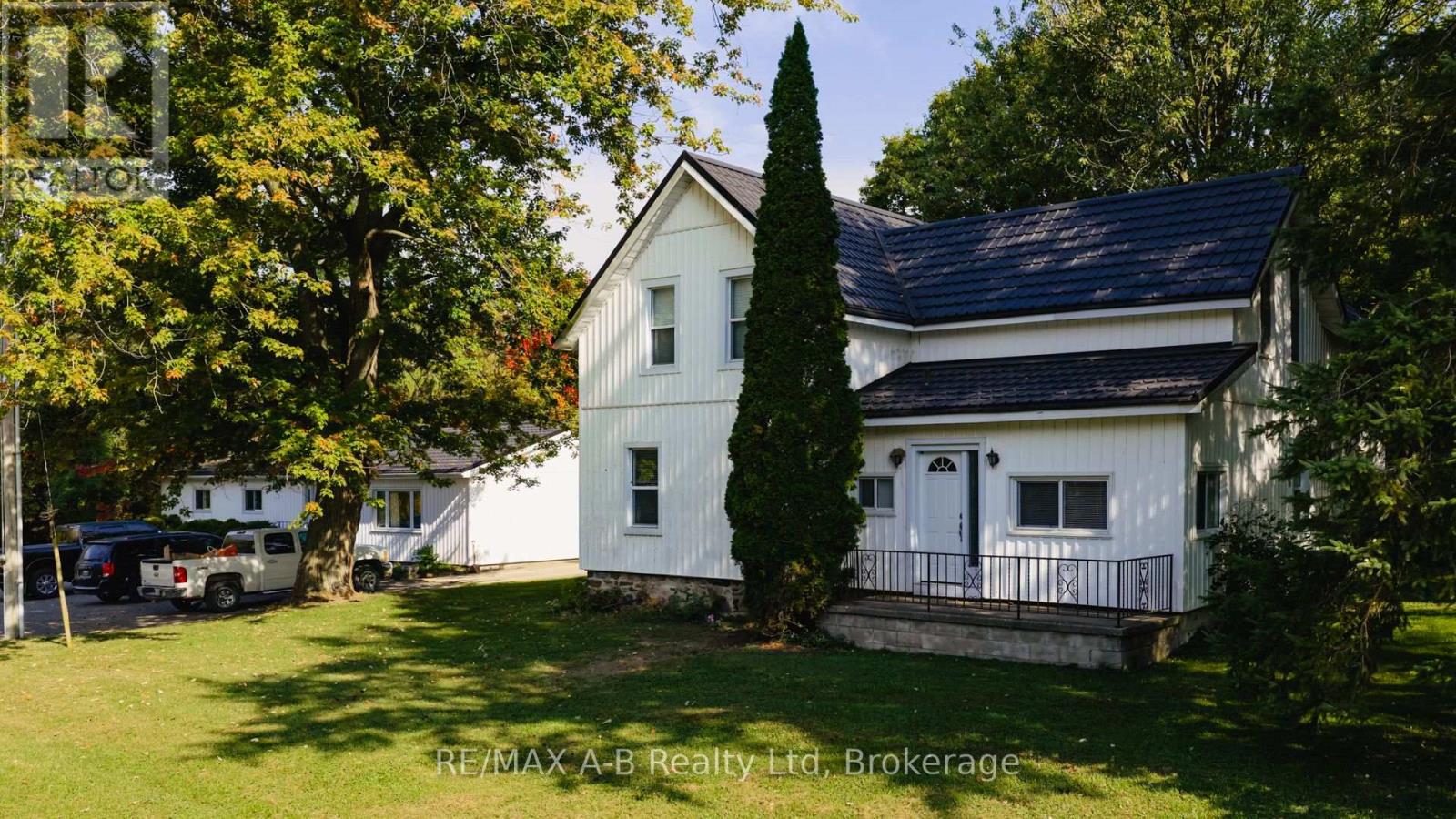 4740 16 Line, Perth South, Ontario  N4X 1C9 - Photo 2 - X12420151