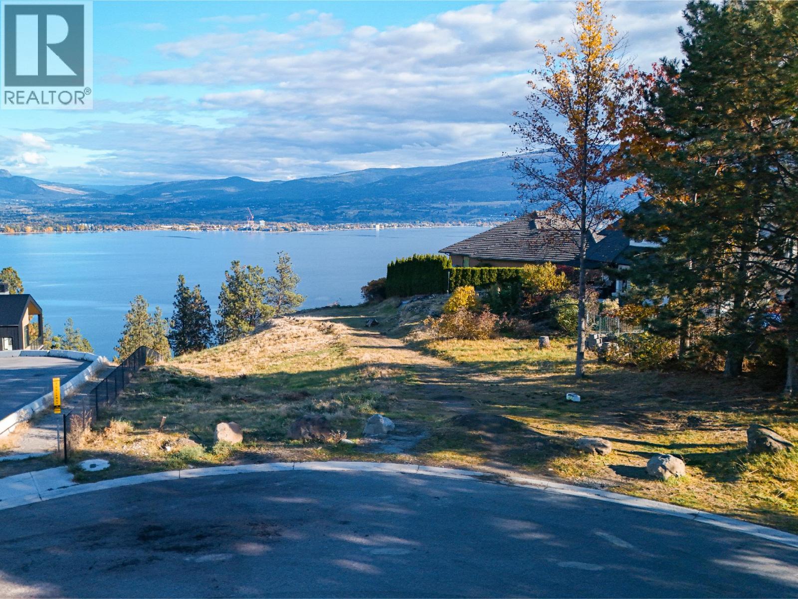 3059 Wales Road, west kelowna, British Columbia