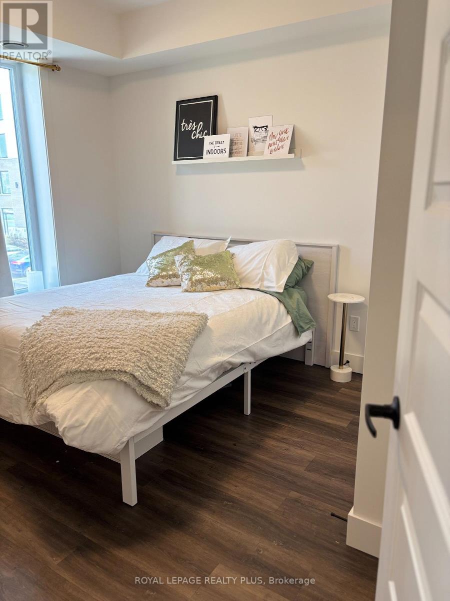 207 - 103 Roger Street, Waterloo, Ontario  N2J 1A4 - Photo 6 - X12420113