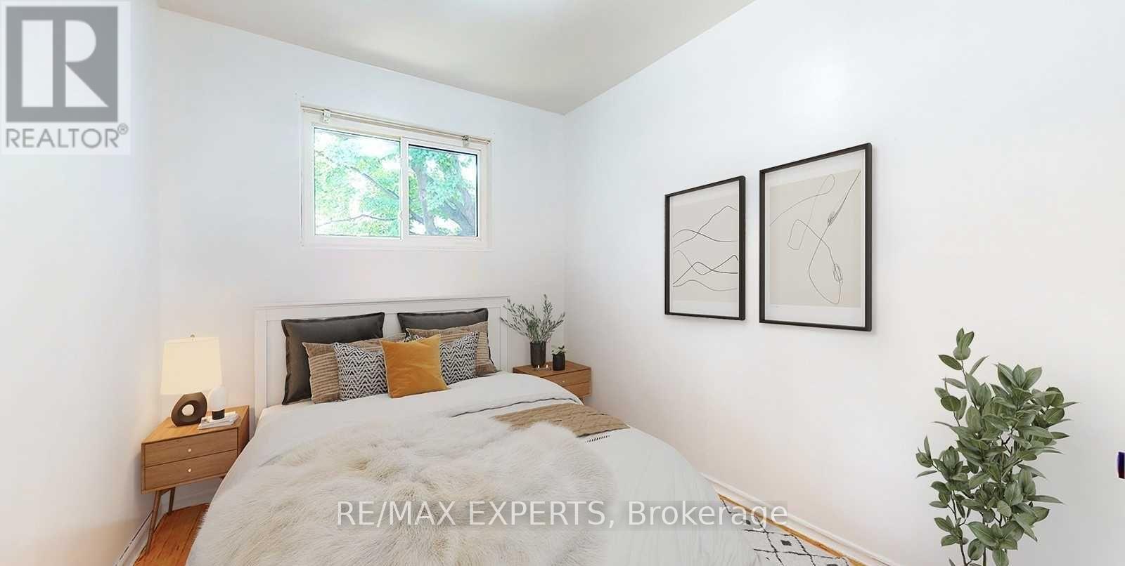 153 Ward Avenue, Hamilton, Ontario  L8S 2G1 - Photo 6 - X12420119