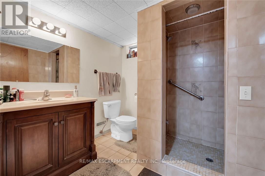 45 Juniper Drive, Hamilton, Ontario  L8E 4C7 - Photo 33 - X12420123