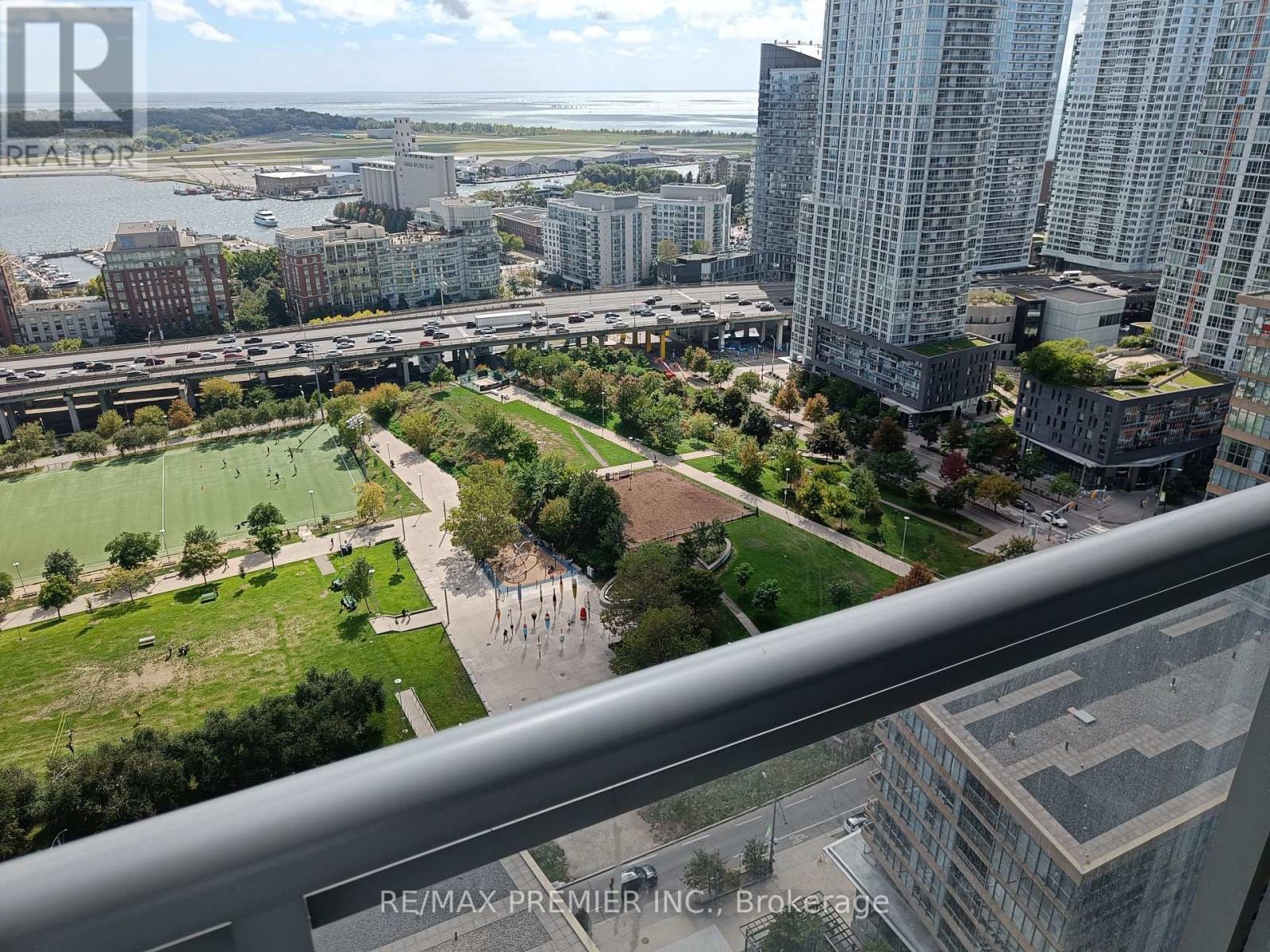 2908 - 15 Iceboat Terrace S, Toronto, Ontario  M5V 4A5 - Photo 2 - C12414604