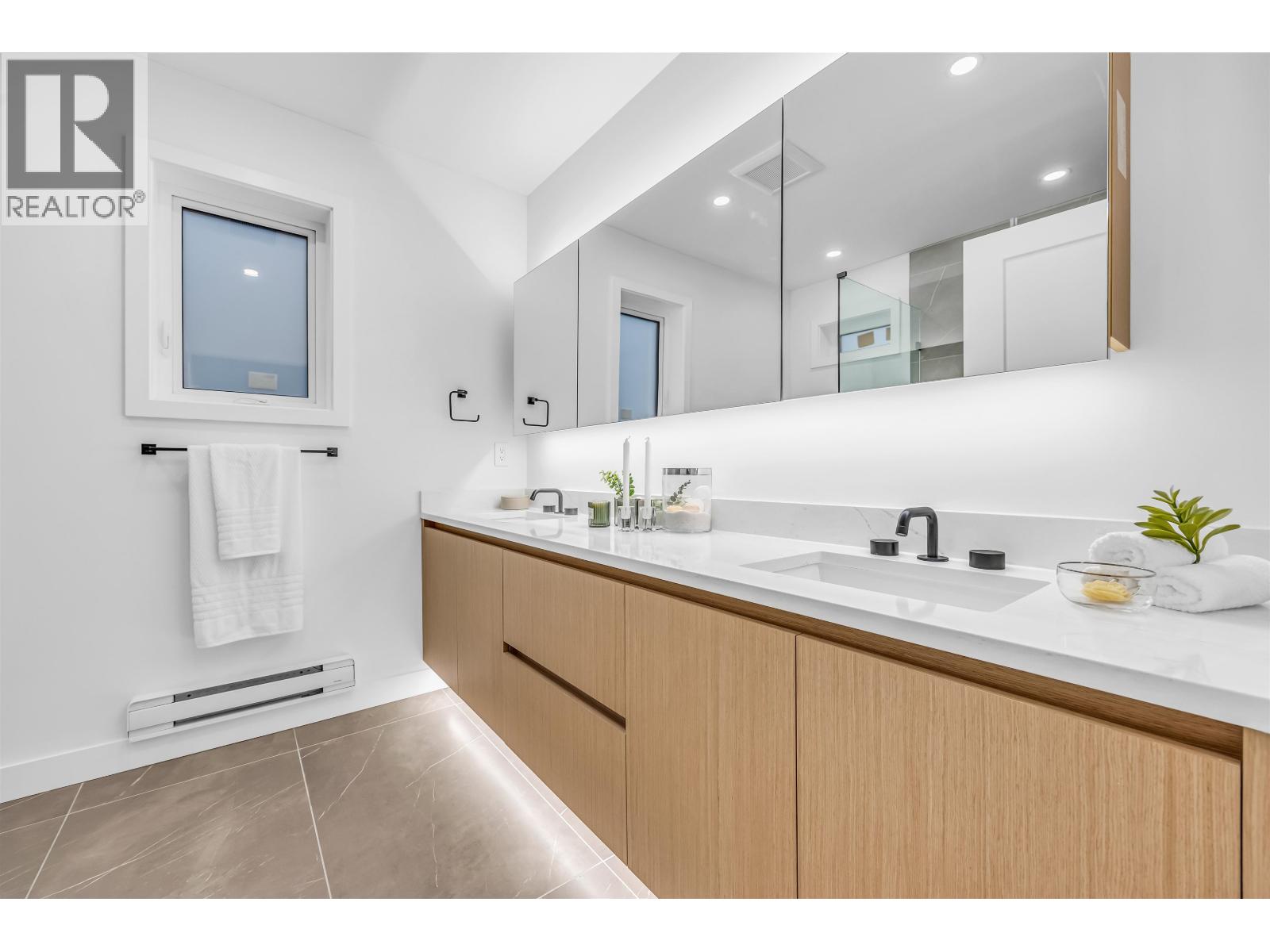 1012 W 52nd Avenue, Vancouver, British Columbia  V6P 1H5 - Photo 11 - R3050850