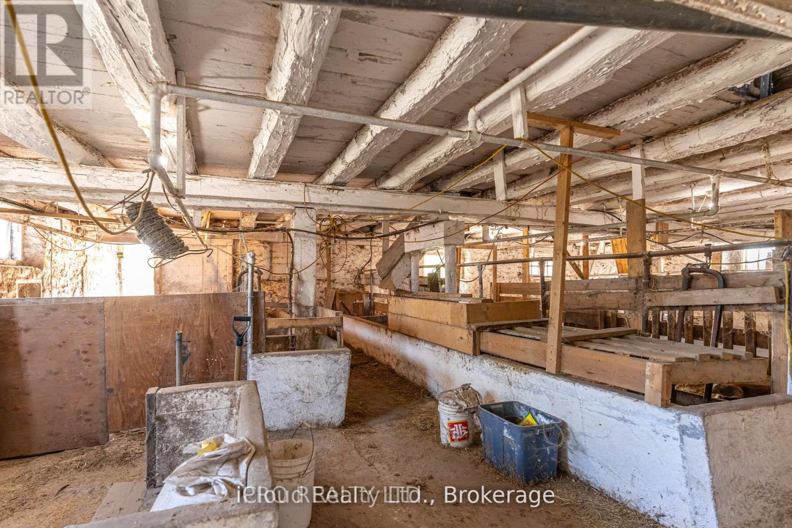 403428 Grey Rd 4 Road, West Grey, Ontario  N0G 1R0 - Photo 35 - X12317470
