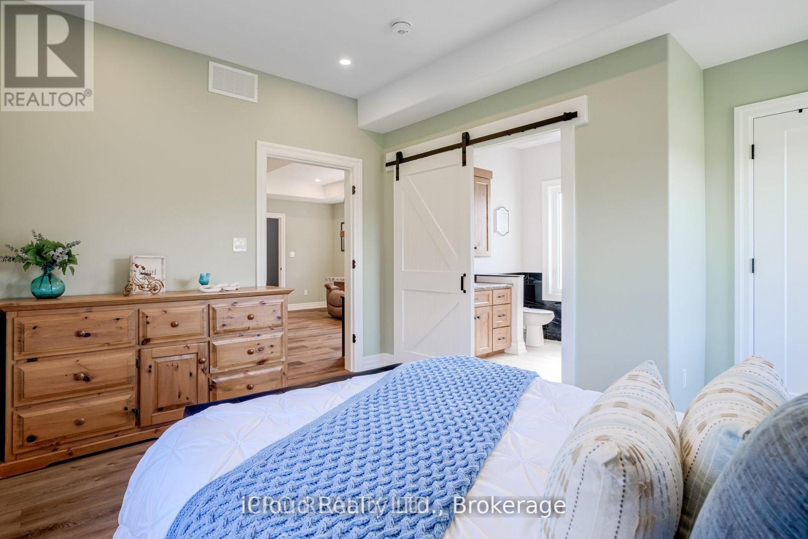 403428 Grey Rd 4 Road, West Grey, Ontario  N0G 1R0 - Photo 14 - X12317470