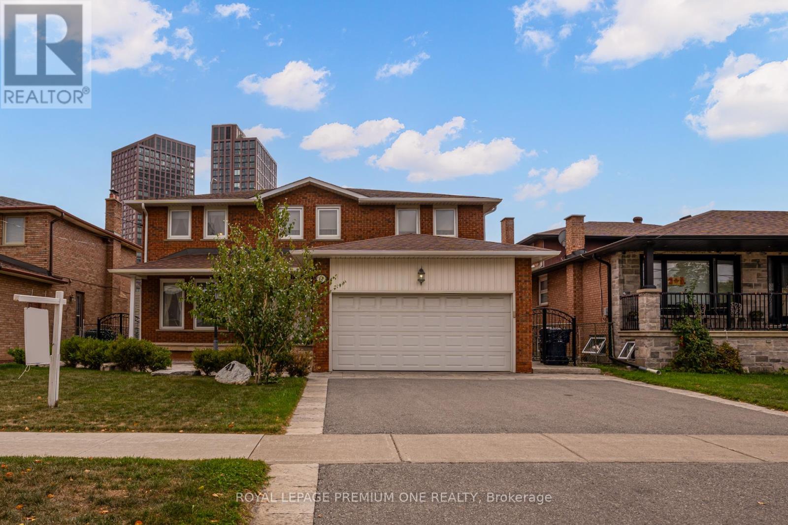 41 WHITLEY AVENUE, Toronto, Ontario