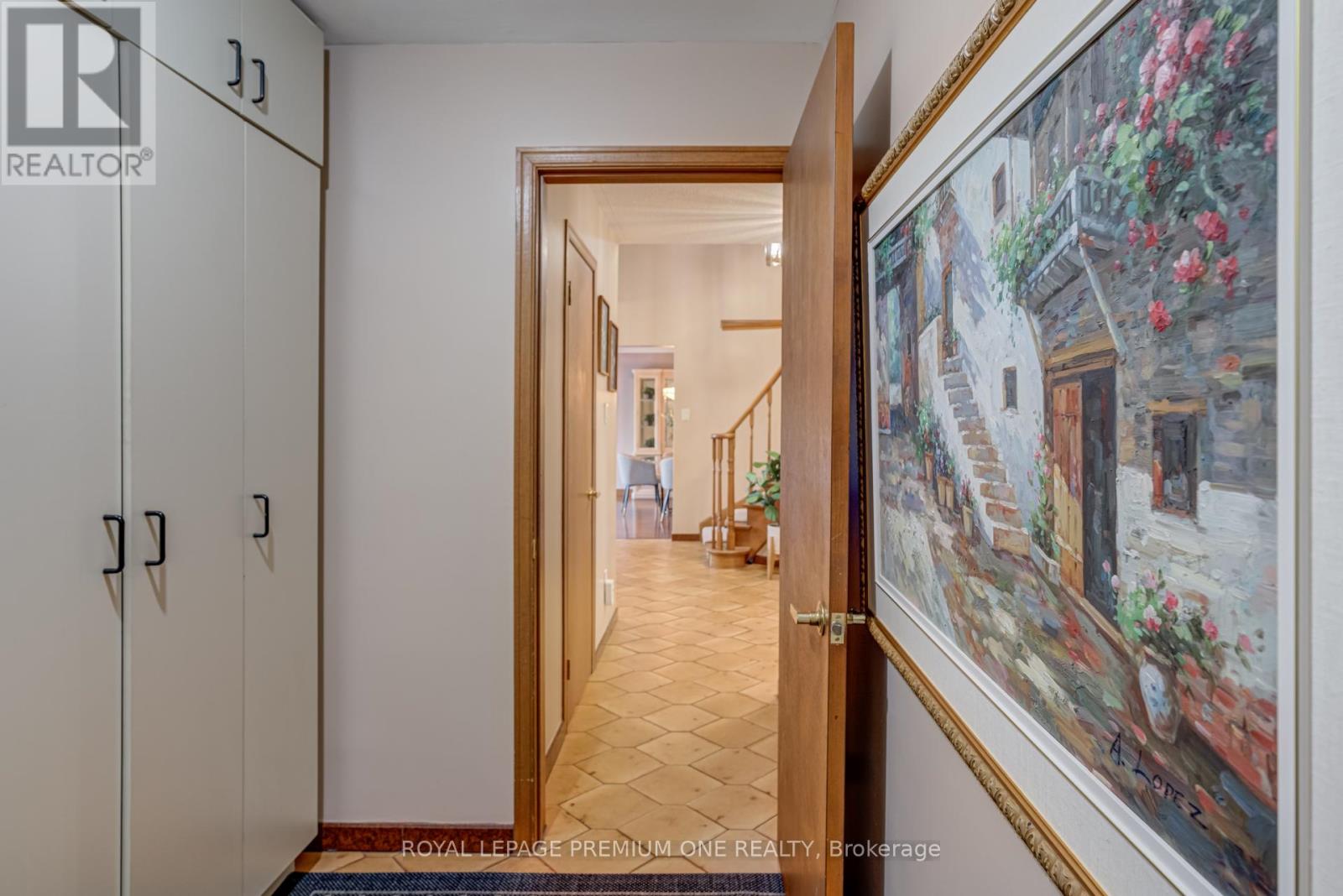 41 Whitley Avenue, Toronto, Ontario  M3K 1A1 - Photo 20 - W12417098