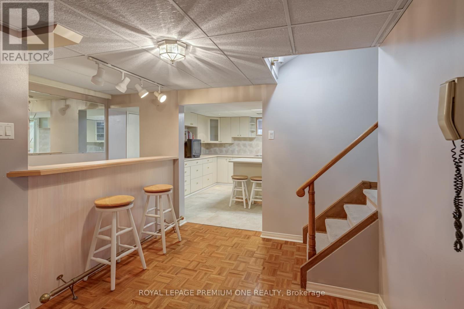 41 Whitley Avenue, Toronto, Ontario  M3K 1A1 - Photo 37 - W12417098