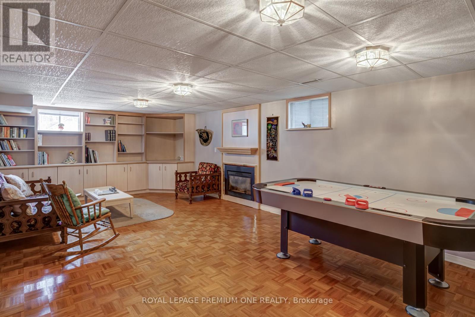 41 Whitley Avenue, Toronto, Ontario  M3K 1A1 - Photo 38 - W12417098