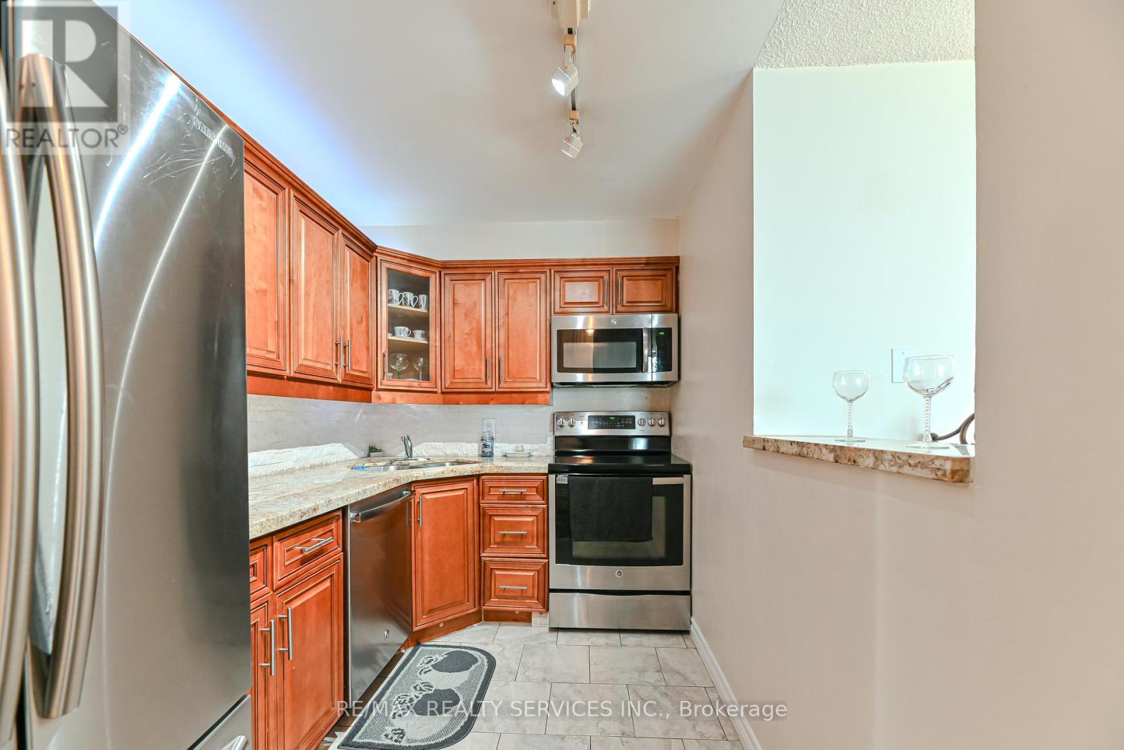 1911 - 35 Trailwood Drive, Mississauga, Ontario  L4Z 3K9 - Photo 12 - W12420149