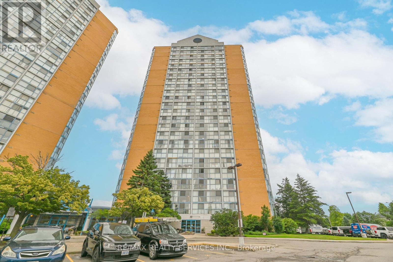 1911 - 35 Trailwood Drive, Mississauga, Ontario  L4Z 3K9 - Photo 3 - W12420149