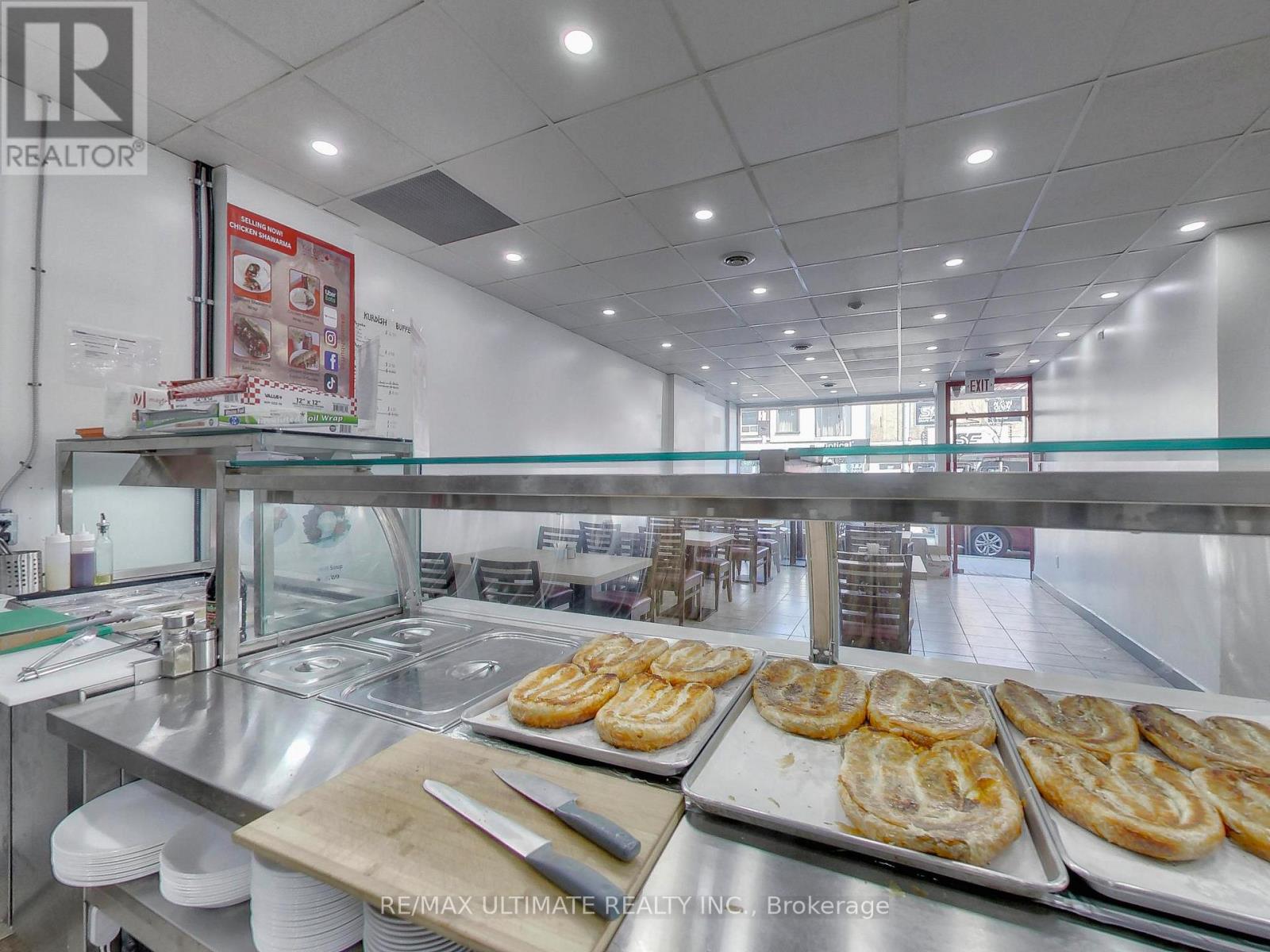 1159 St. Clair Avenue, Toronto (Corso Italia-Davenport), Ontario  M6E 1B2 - Photo 17 - W12420164