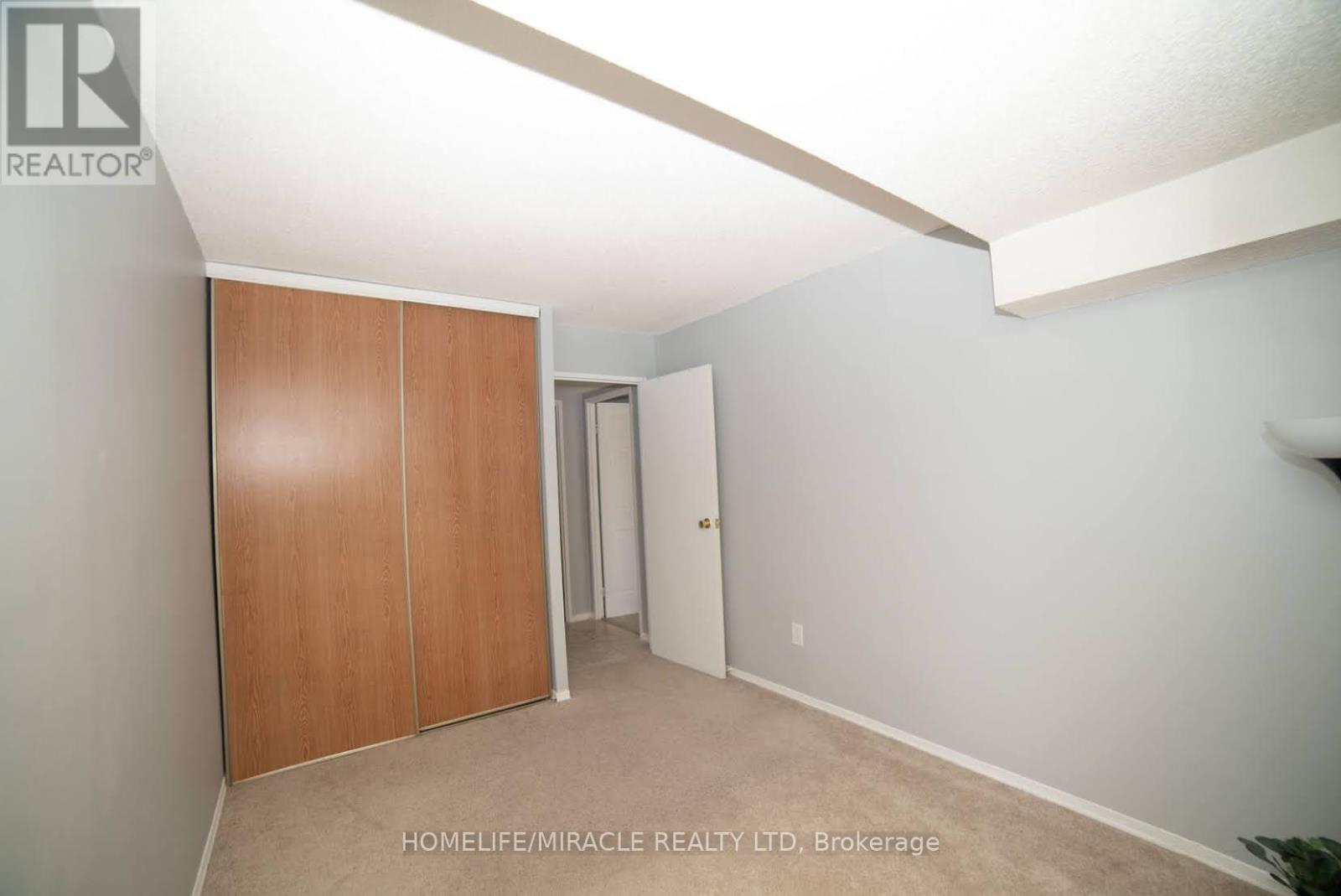 404 - 10 Markbrook Lane, Toronto, Ontario  M9V 5E3 - Photo 23 - W12420182