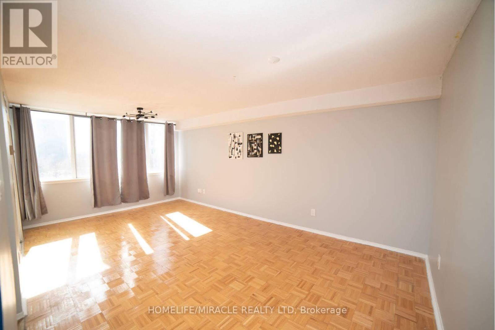 404 - 10 Markbrook Lane, Toronto, Ontario  M9V 5E3 - Photo 6 - W12420182
