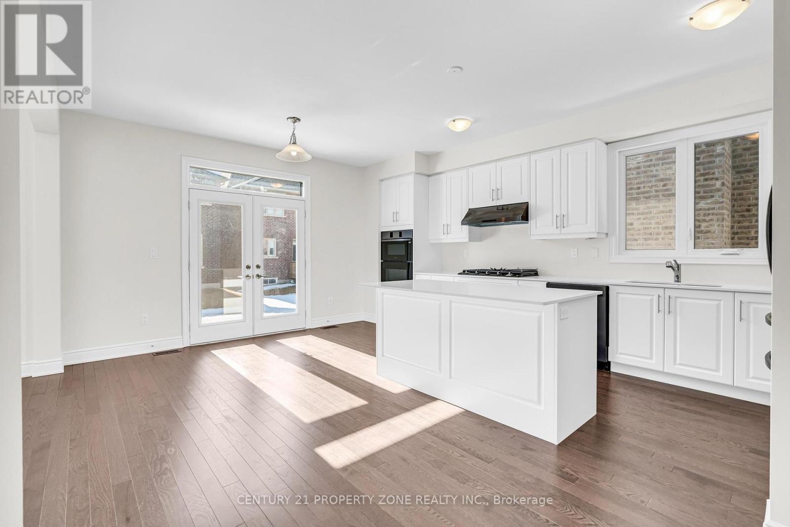 33 Gladmary Drive, Brampton, Ontario  L6Y 6K9 - Photo 16 - W12420187