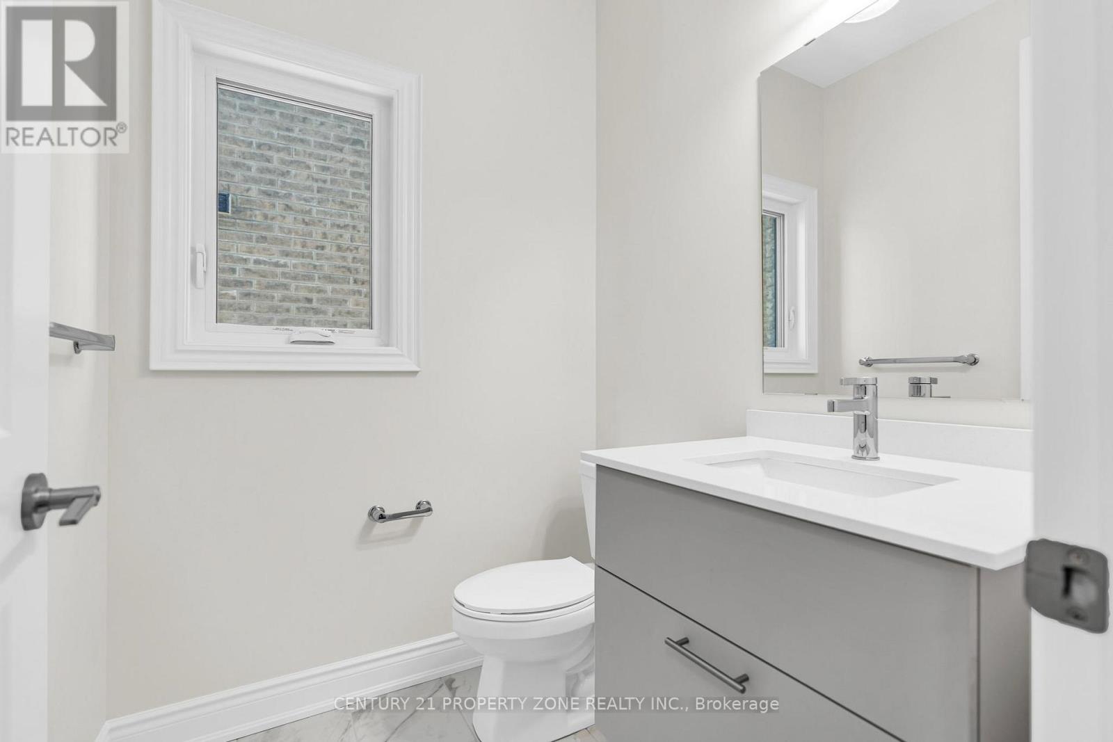 33 Gladmary Drive, Brampton, Ontario  L6Y 6K9 - Photo 23 - W12420187
