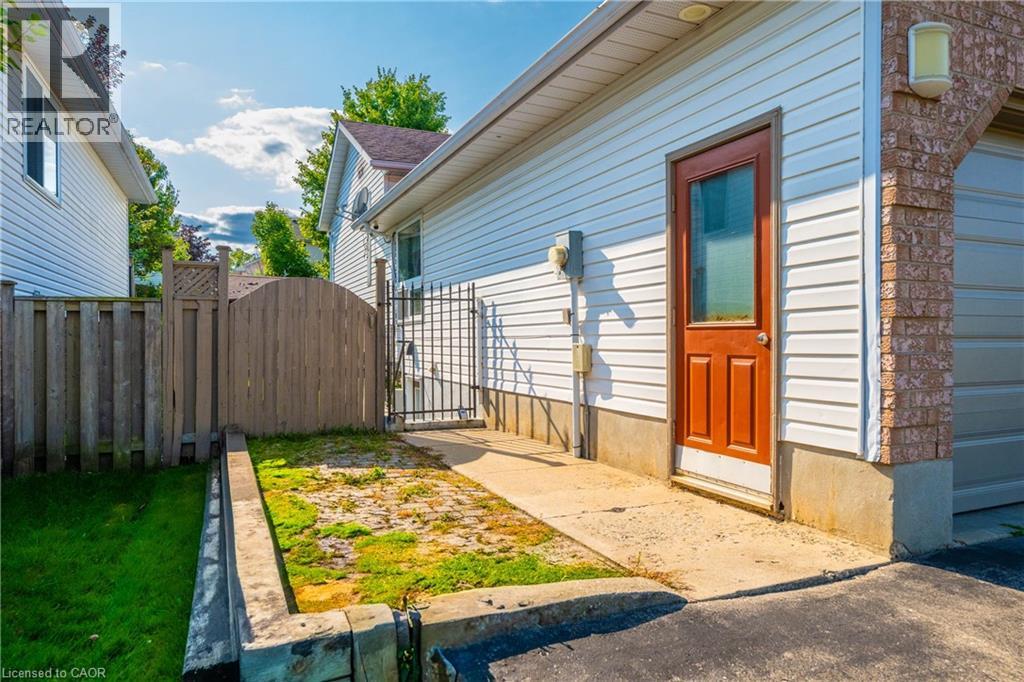 52 Dawn Crescent, Cambridge, Ontario  N3C 4A9 - Photo 35 - 40768022