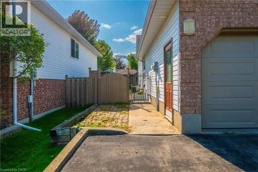 52 Dawn Crescent, Cambridge, Ontario  N3C 4A9 - Photo 36 - 40768022