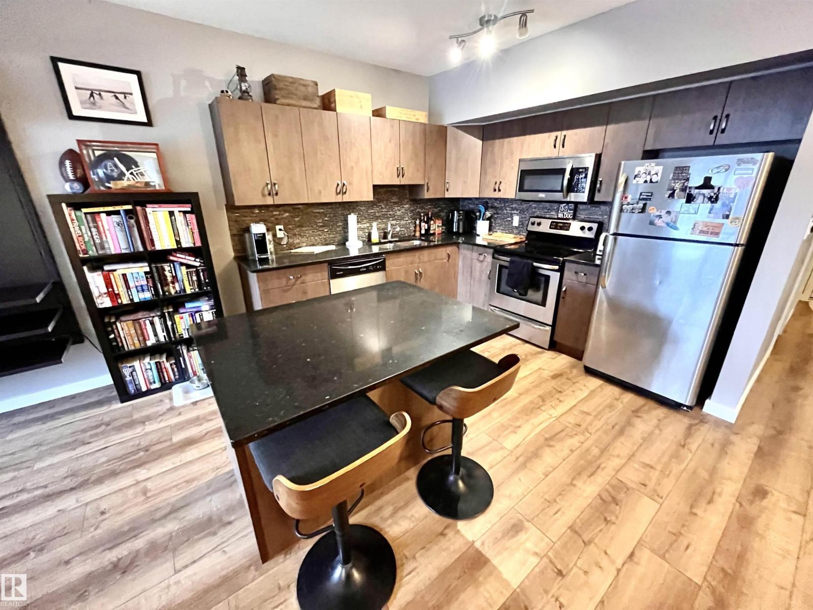 #110 10518 113 St Nw, Edmonton, Alberta  T5H 0C6 - Photo 5 - E4458936