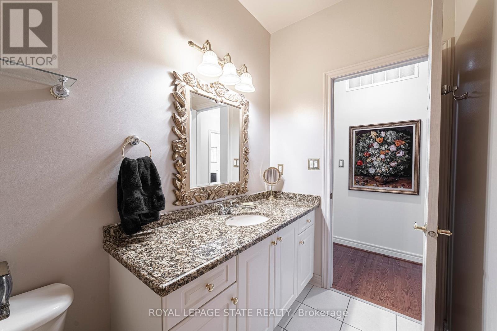 19 Brydale Court, Hamilton, Ontario  L9H 7R9 - Photo 20 - X12420170