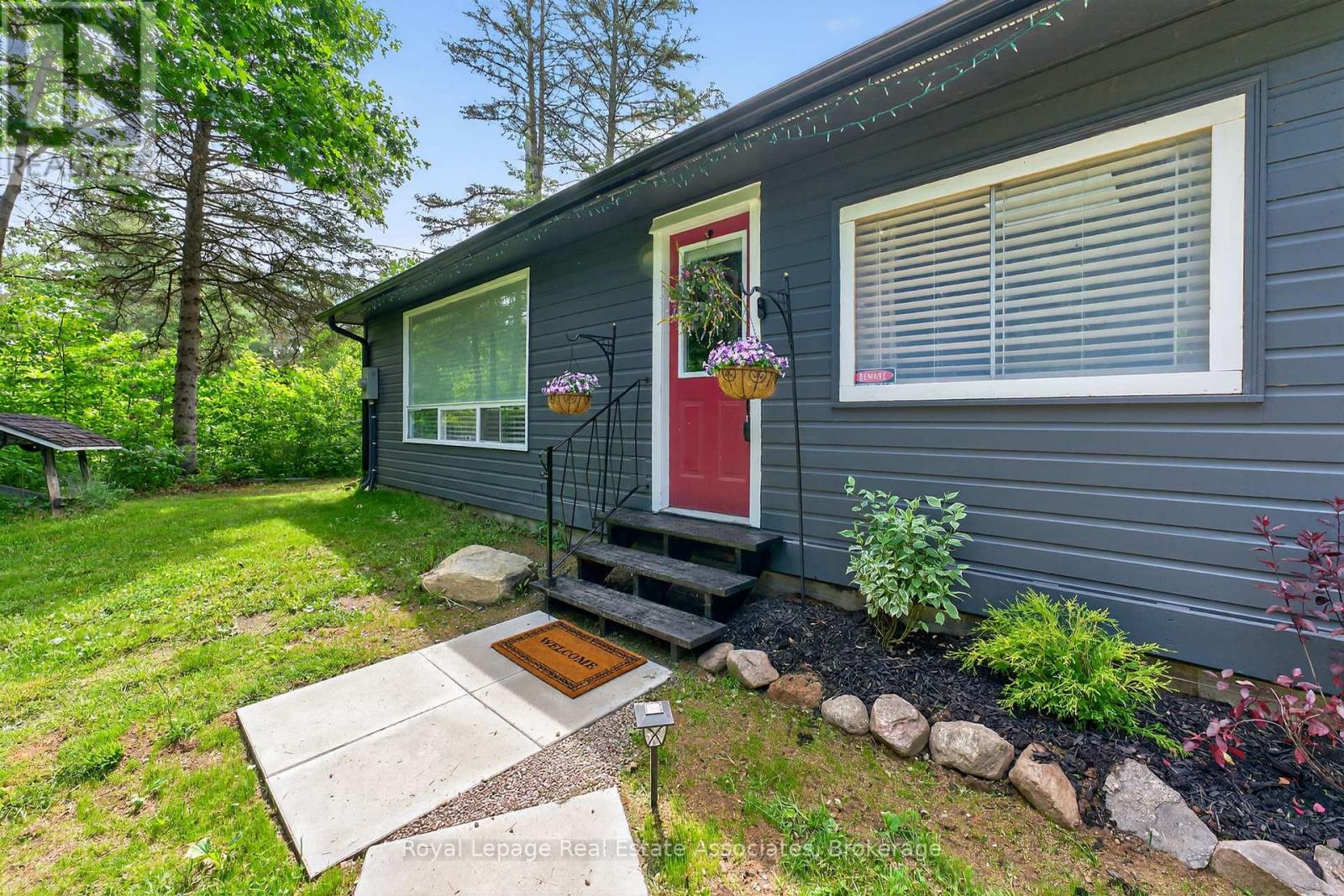 17377 35 Highway, Algonquin Highlands, Ontario  K0M 1J2 - Photo 10 - X12420190