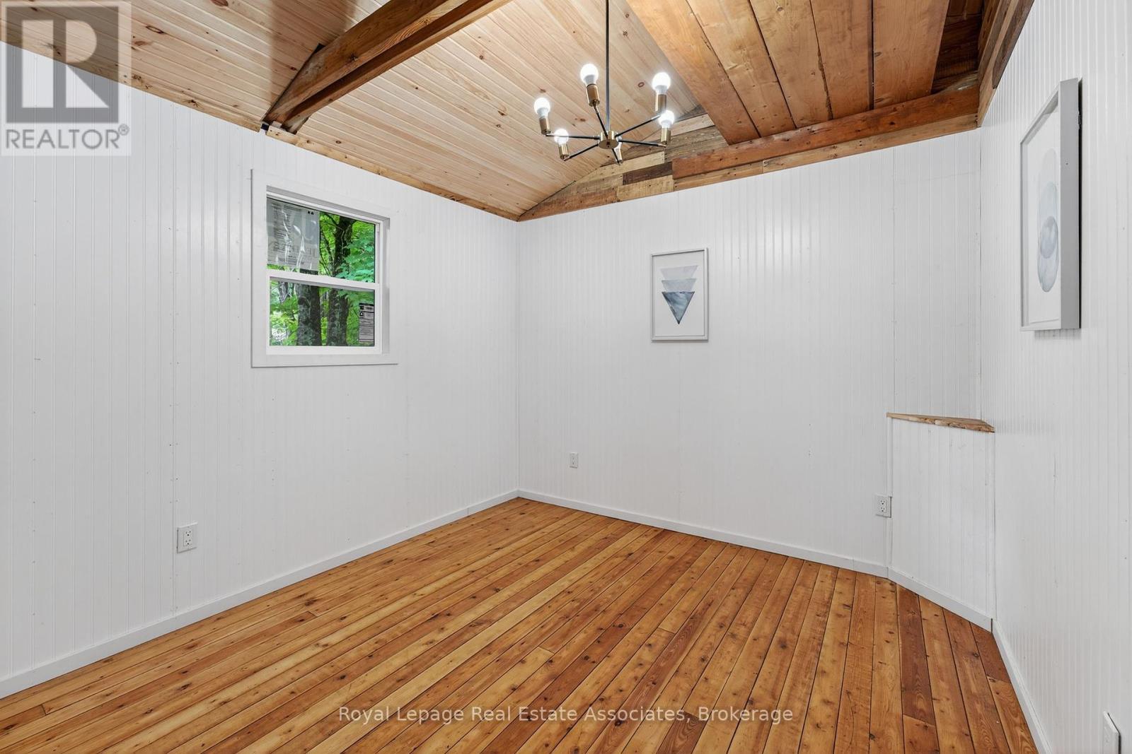 17377 35 Highway, Algonquin Highlands, Ontario  K0M 1J2 - Photo 35 - X12420190