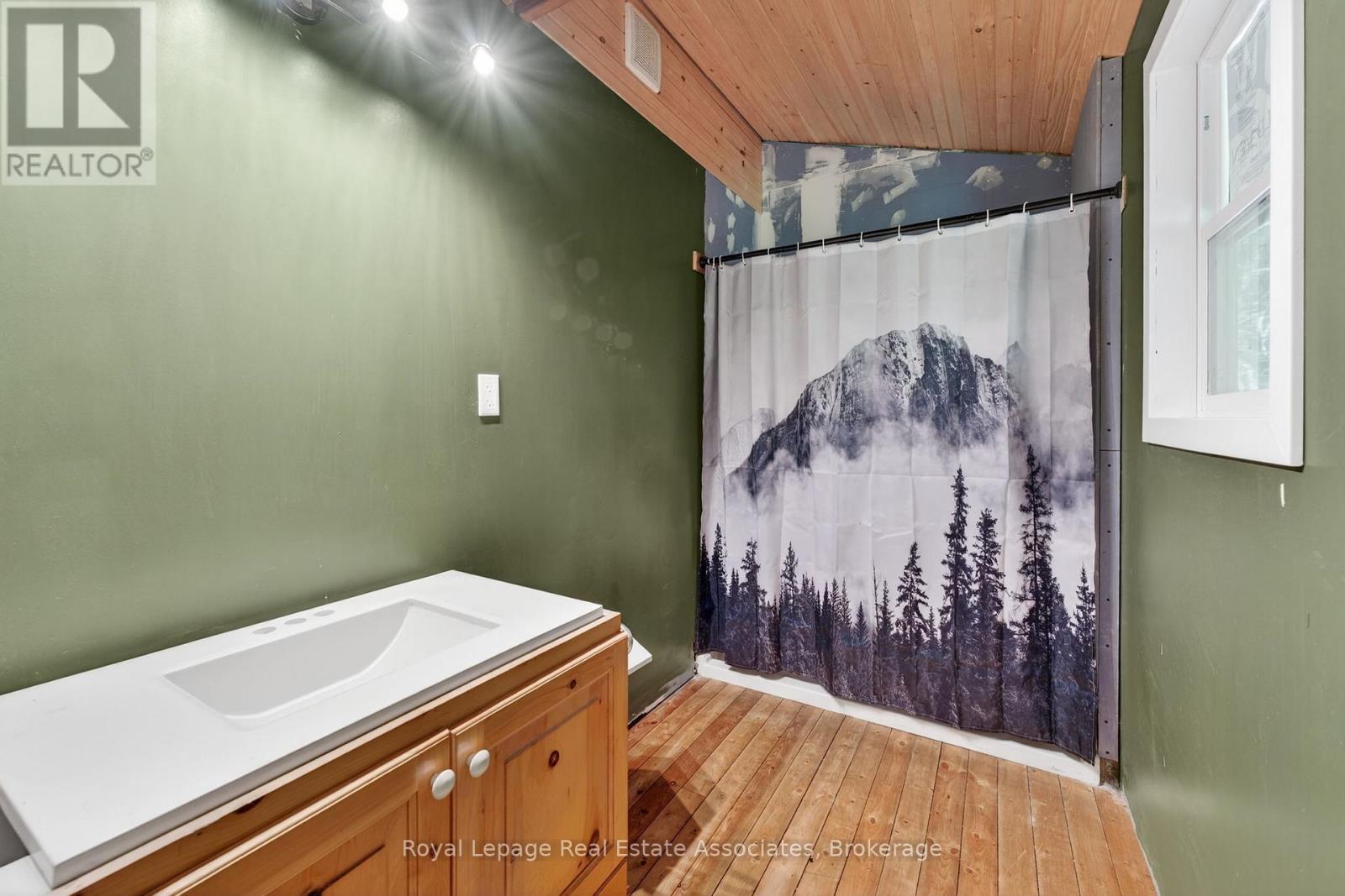17377 35 Highway, Algonquin Highlands, Ontario  K0M 1J2 - Photo 37 - X12420190
