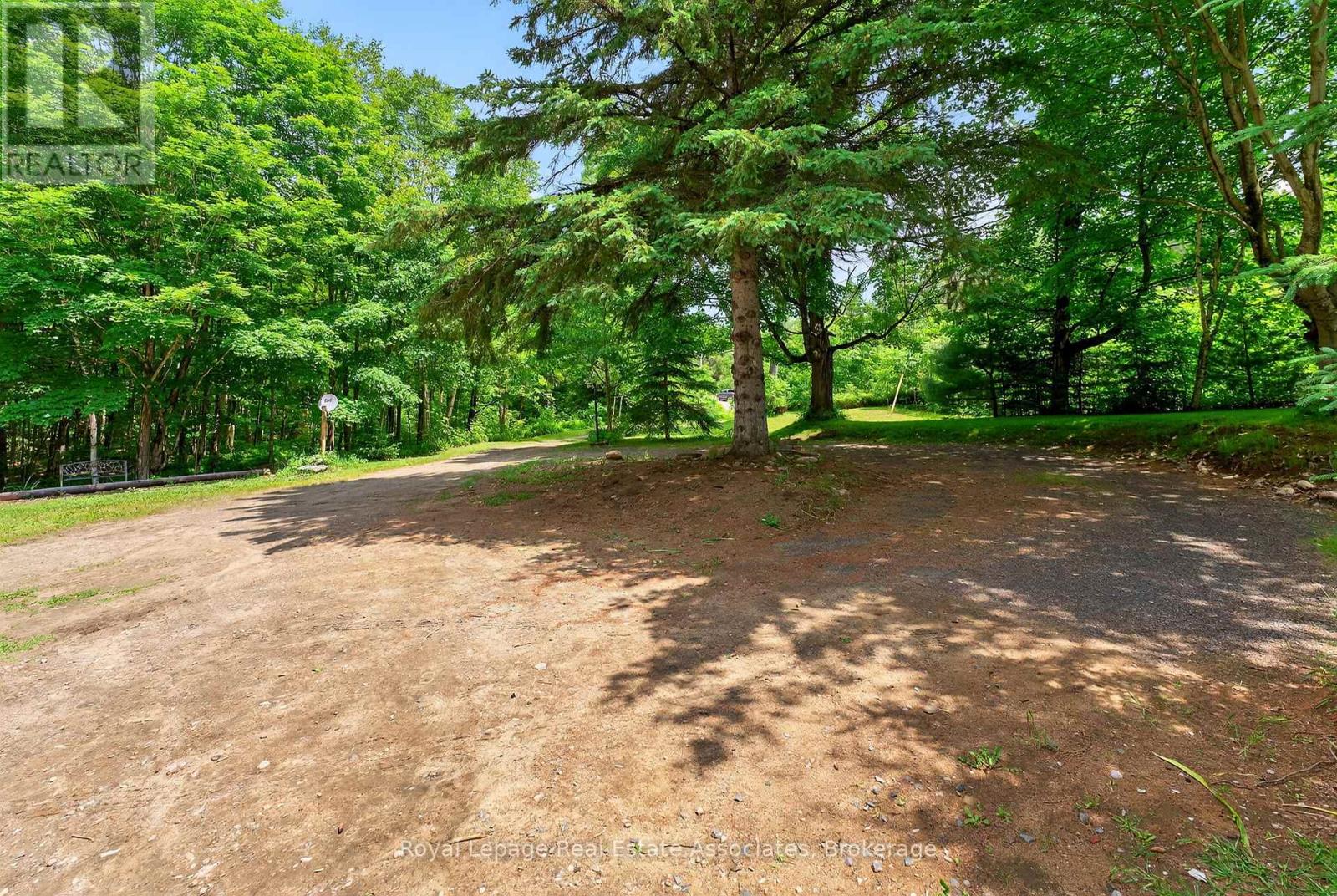 17377 35 Highway, Algonquin Highlands, Ontario  K0M 1J2 - Photo 38 - X12420190
