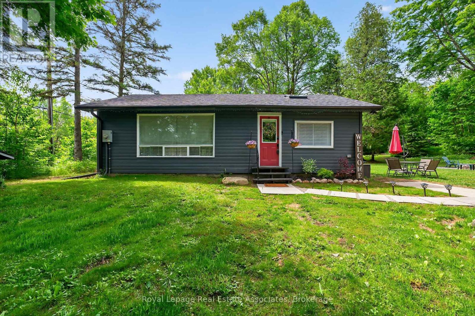 17377 35 Highway, Algonquin Highlands, Ontario  K0M 1J2 - Photo 7 - X12420190