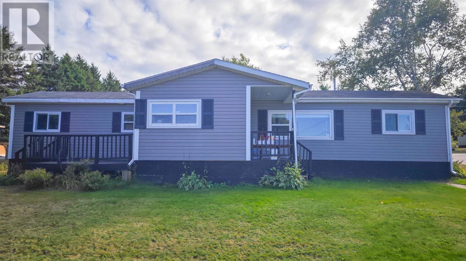 20 Heritage Drive, Cornwall, Prince Edward Island  C0A 1H5 - Photo 2 - 202508181