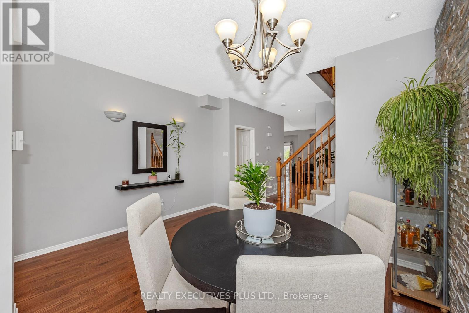 341 Jasper Crescent, Clarence-Rockland, Ontario  K4K 0C9 - Photo 5 - X12420208