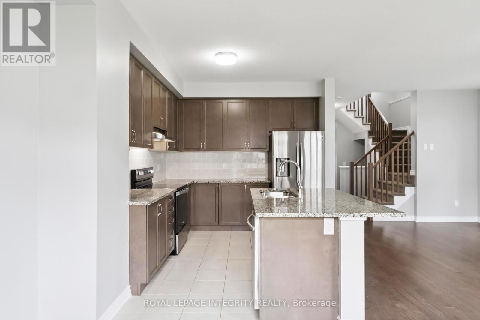 95 Mesa Drive, Ottawa, Ontario  K2J 6W1 - Photo 19 - X12420209