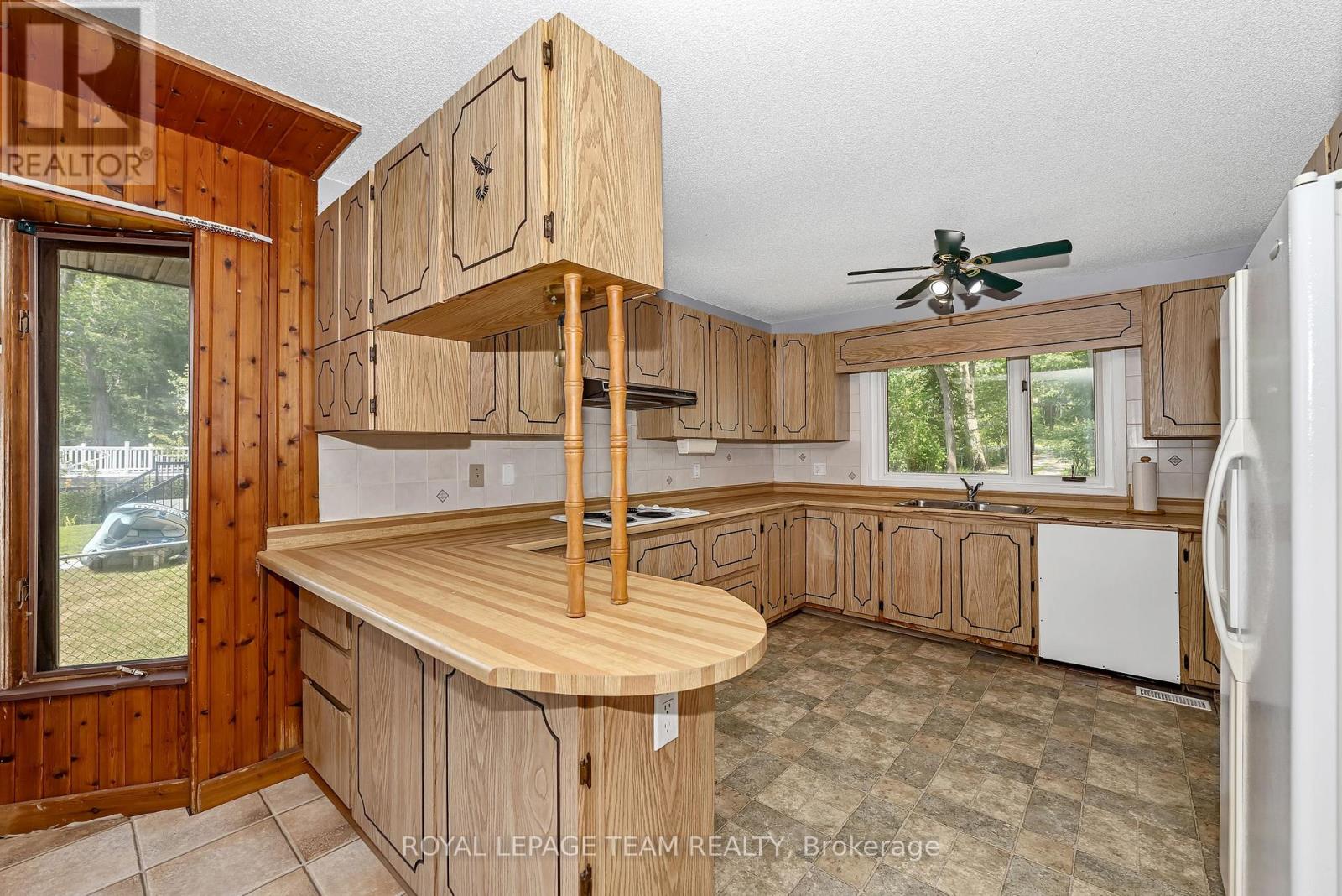 1210 Bayview Drive, Ottawa, Ontario  K0A 3M0 - Photo 11 - X12420211