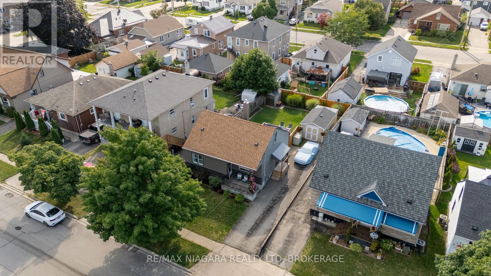 113 Lyons Avenue, Welland, Ontario  L3B 1L9 - Photo 4 - X12420219