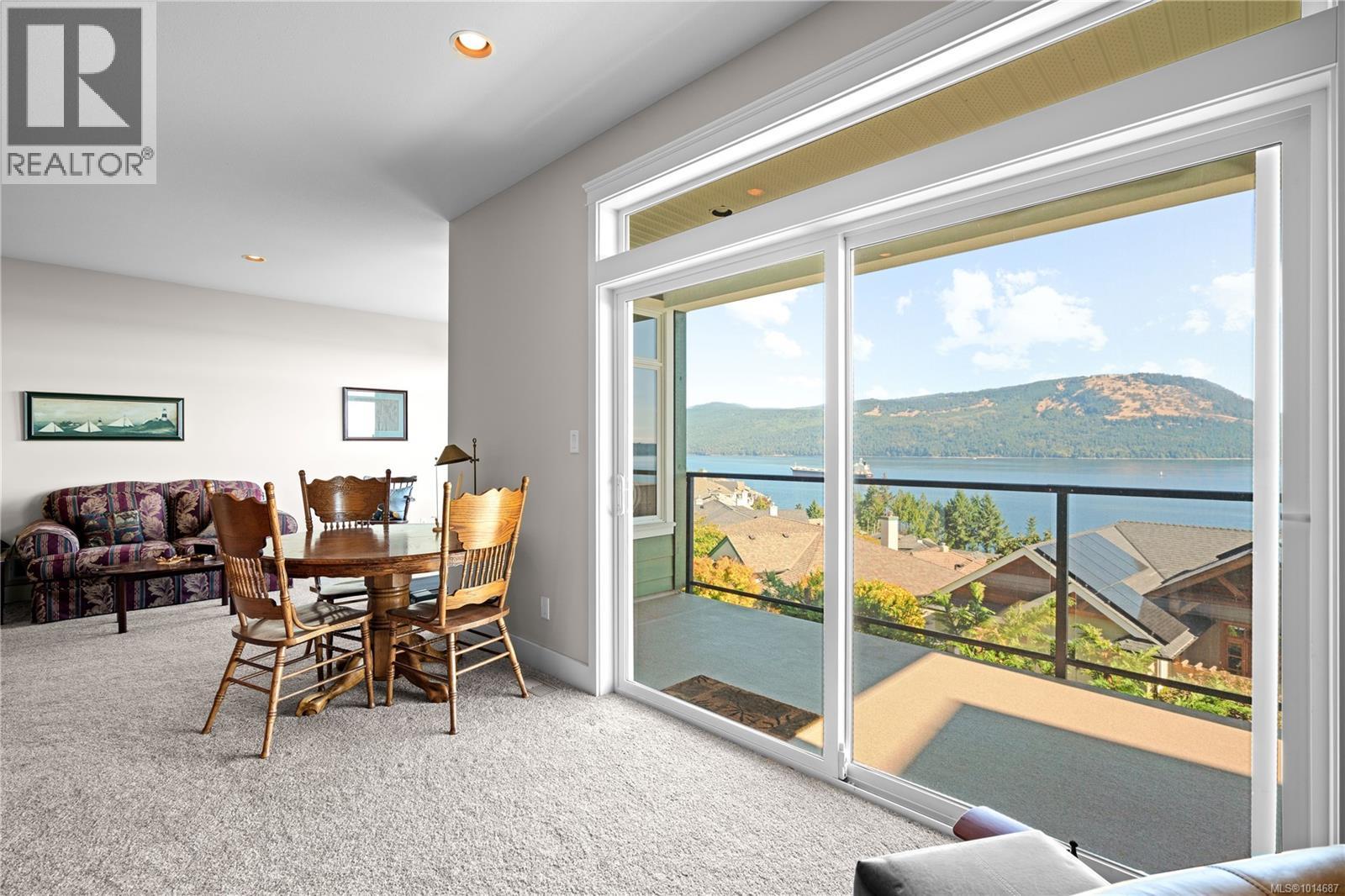 Property at 412 Seaview Pl image 5