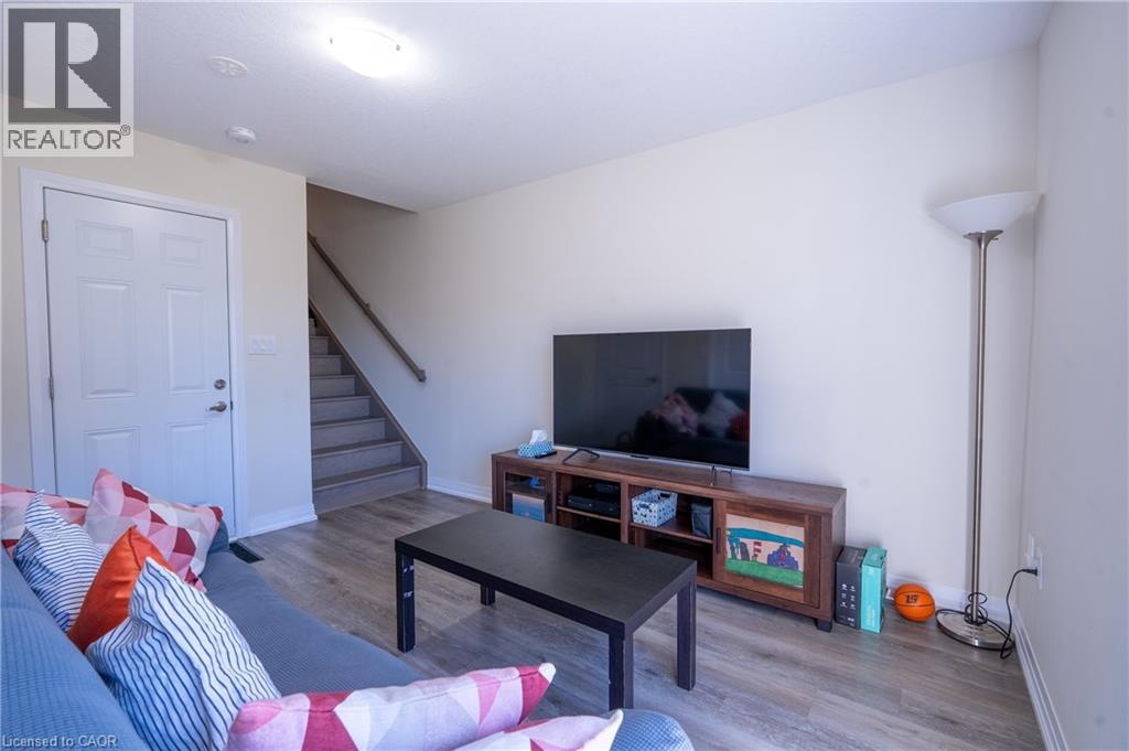 185 Bedrock Drive Unit# 60, Stoney Creek, Ontario  L8J 0M5 - Photo 6 - 40772119