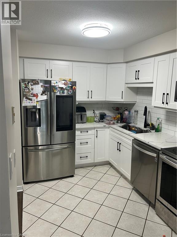 20 Watercress Court, Kitchener, Ontario  N2E 3S8 - Photo 5 - 40772378