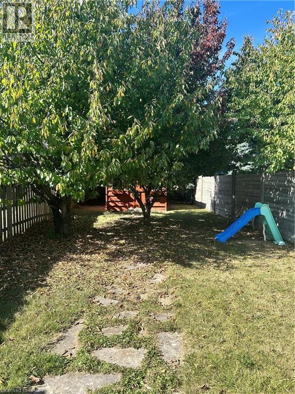 20 Watercress Court, Kitchener, Ontario  N2E 3S8 - Photo 32 - 40772378