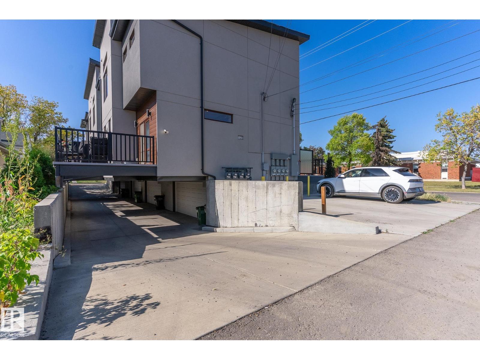 15915 104 Av Nw, Edmonton, Alberta  T5P 3G2 - Photo 3 - E4458948
