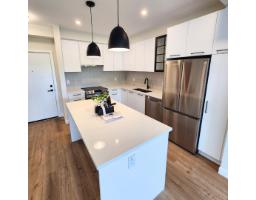 215 8117 200a Street, Langley, Ca