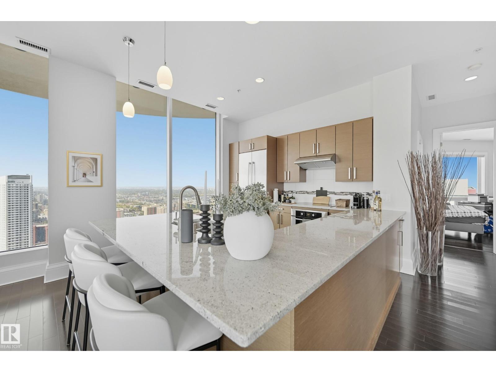 #3502 10152 104 St Nw, Edmonton, Alberta  T5J 0B6 - Photo 1 - E4458993