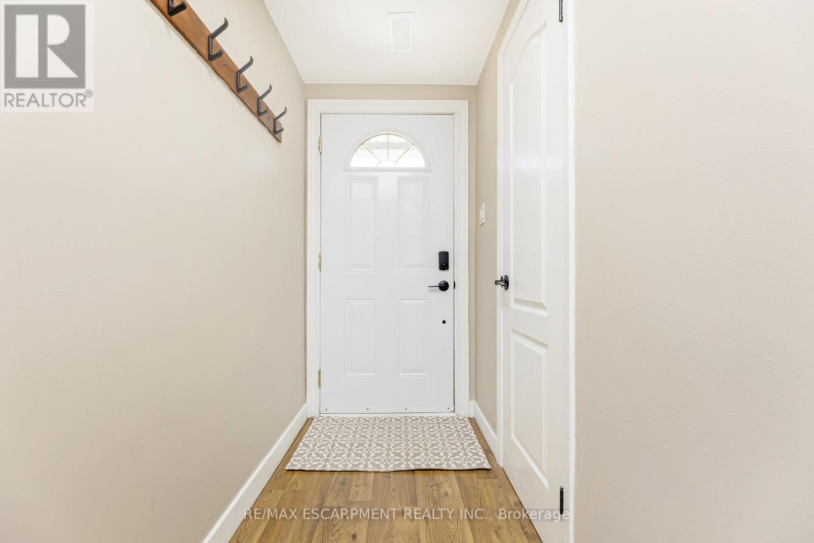 16 - 235 Bronte Street S, Milton, Ontario  L9T 3V8 - Photo 7 - W12420189