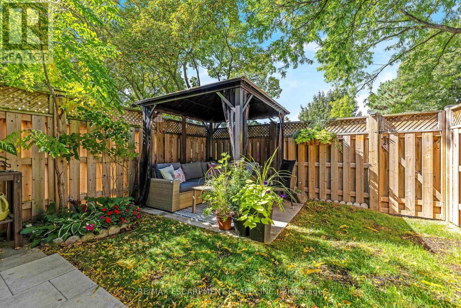 16 - 235 Bronte Street S, Milton, Ontario  L9T 3V8 - Photo 36 - W12420189