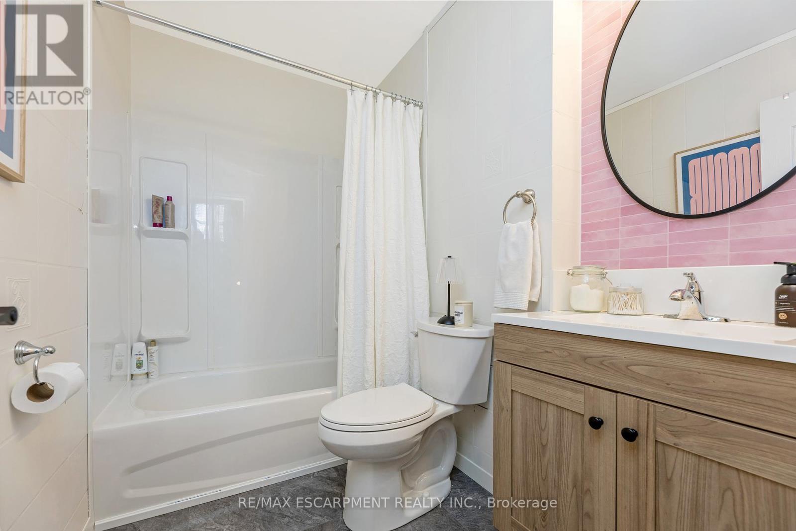 16 - 235 Bronte Street S, Milton, Ontario  L9T 3V8 - Photo 25 - W12420189
