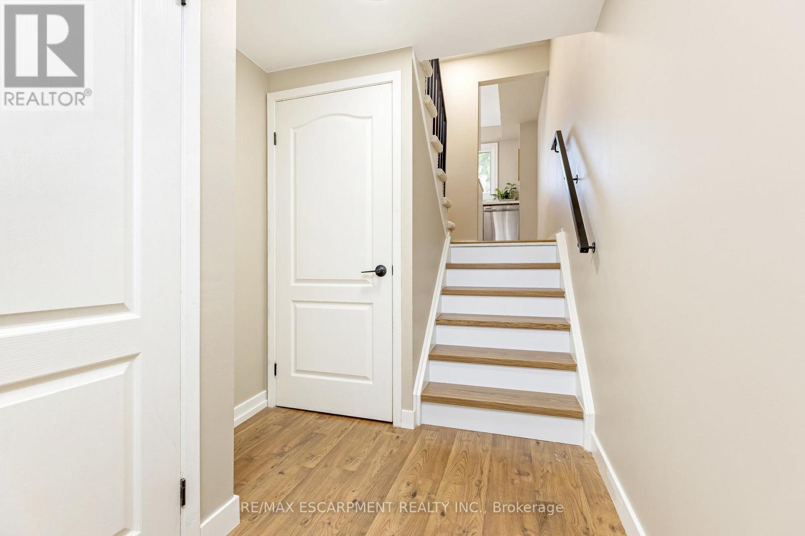 16 - 235 Bronte Street S, Milton, Ontario  L9T 3V8 - Photo 8 - W12420189
